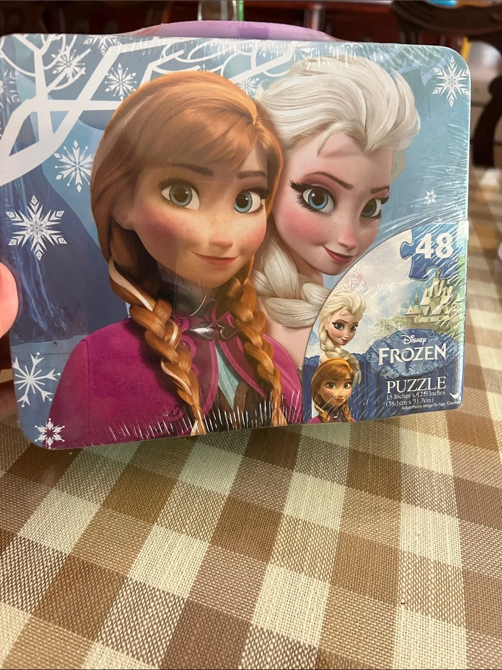 Disney Frozen Tin Puzzle with Anna & Elsa - Pink & Light Blue